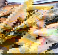 The Long Macc Bar Cafe - Restaurant Gold Coast