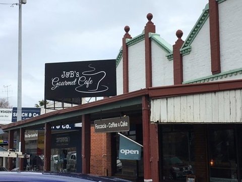 J And B's Gourmet Café - Restaurant Gold Coast 0