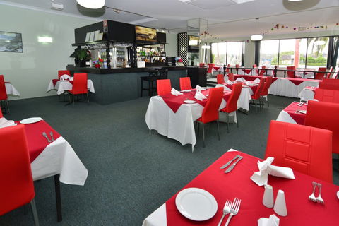 The Palms Restaurant & Bar - Restaurant Gold Coast 0