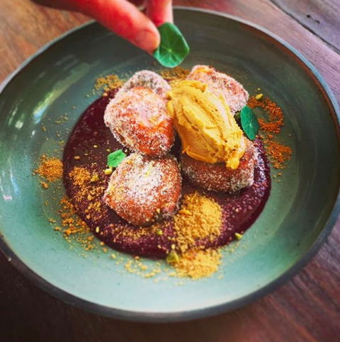 Burrow - Restaurant Gold Coast 0