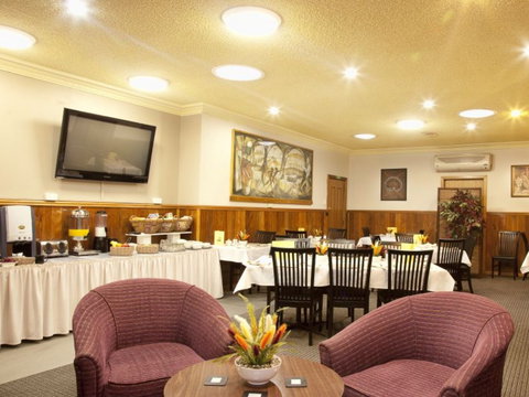 Endeavor Motel Restaurant - Restaurant Gold Coast 0