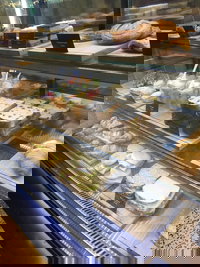 Tullamarine Takeaway and Tullamarine Restaurant Gold Coast Restaurant Gold Coast