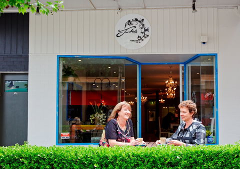 Jardine's Café - Restaurant Gold Coast 1