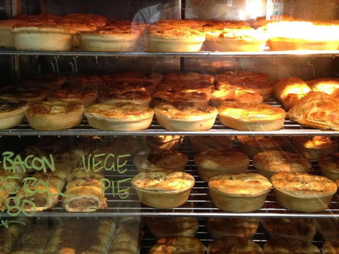 Jindera Bakery - Restaurant Gold Coast 0