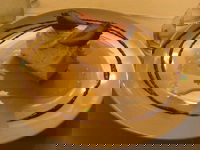 Sadies Restaurant at Gloucester Motel