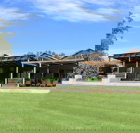 Two Rivers Wines - Restaurant Gold Coast