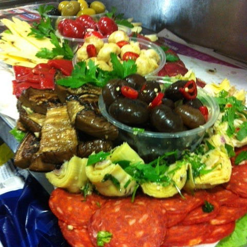 Arena's Deli Cafe E Cucina - Restaurant Gold Coast 0