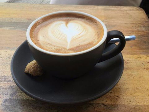 Dancing Bean Specialty Roasters And Espresso Bar - Restaurant Gold Coast 1