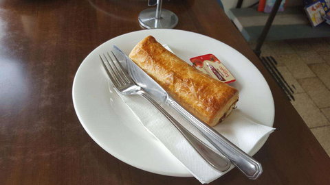 O'Heas Bakery & Deli - Restaurant Gold Coast 0
