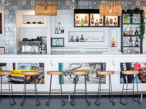 The Garden Bar Bistro - Restaurant Gold Coast 0