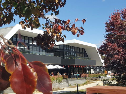 The East Bank - Nepean River Restaurant Precinct - Restaurant Gold Coast 1