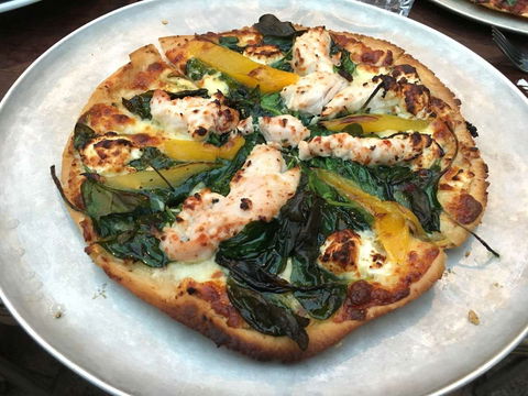 Sticky Fingers Pizzeria - Restaurant Gold Coast 0