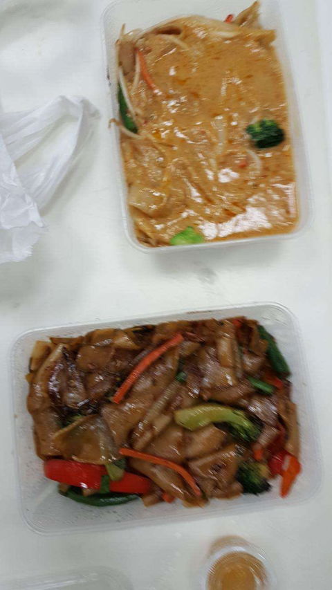Lemongrass Takrai - Restaurant Gold Coast 0