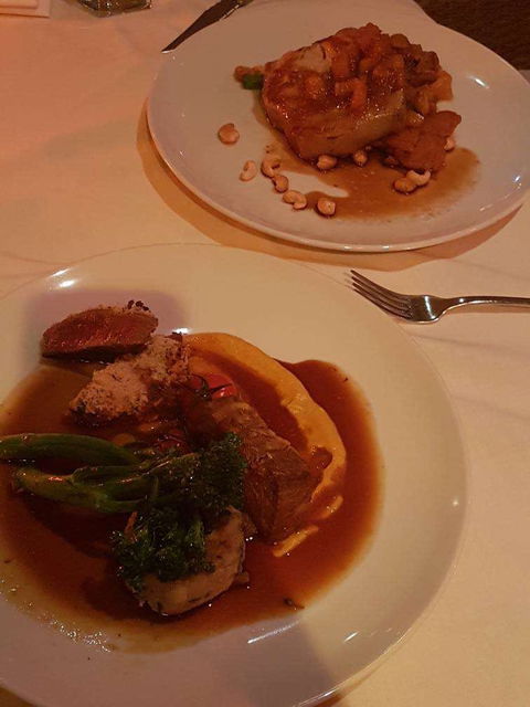Sunset Bar And Grill At Cable Beach Club - Restaurant Gold Coast 0