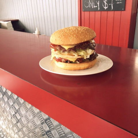 Danny's Burgers - Restaurant Gold Coast 0
