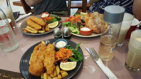 Zeebra Cafe - Restaurant Gold Coast 0