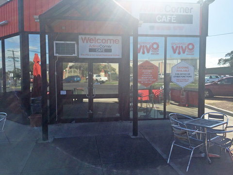 Adina Corner Cafe - Restaurant Gold Coast 0