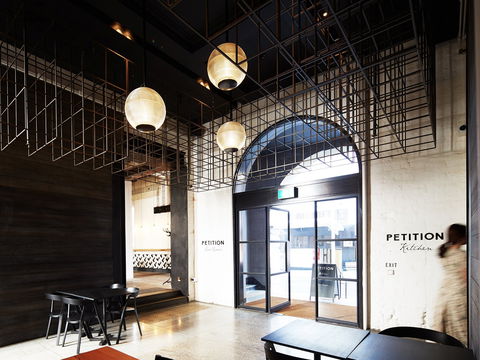Petition Kitchen - Restaurant Gold Coast 0
