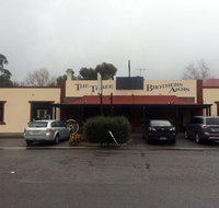 Three Brothers Arms - Restaurant Gold Coast