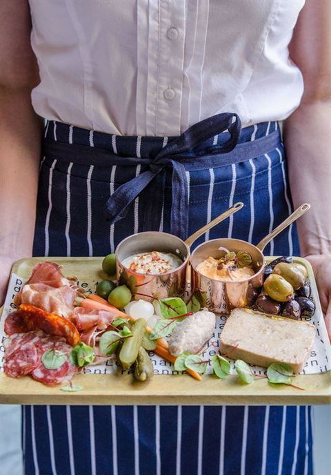 Sticky Fingers Pizzeria - Restaurant Gold Coast 4