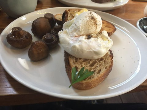 The Chapel - Restaurant Gold Coast 0