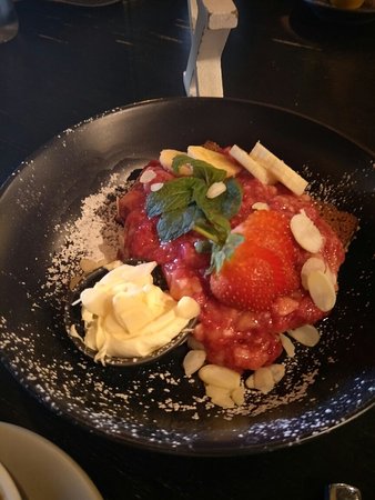 M&B Bar - Restaurant Gold Coast 0