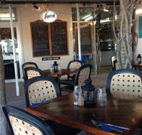 Fins Cafe - Restaurant Gold Coast