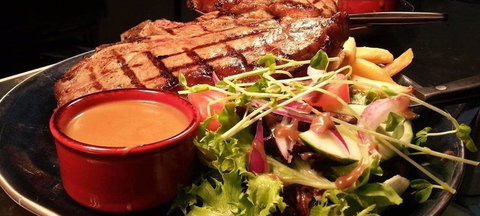 Berry Springs Tavern - Restaurant Gold Coast 3