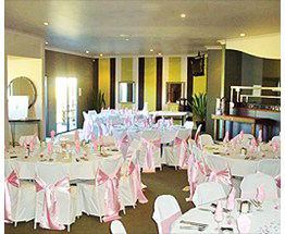 Currumbin Creek Tavern - Restaurant Gold Coast 4