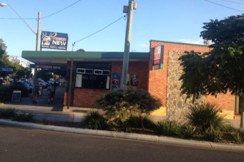 Royal Hotel Motel - Restaurant Gold Coast 2