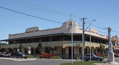 Commercial Hotel - Restaurant Gold Coast 0