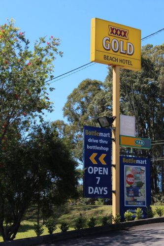 Bonny Hills Beach Hotel - Restaurant Gold Coast 4