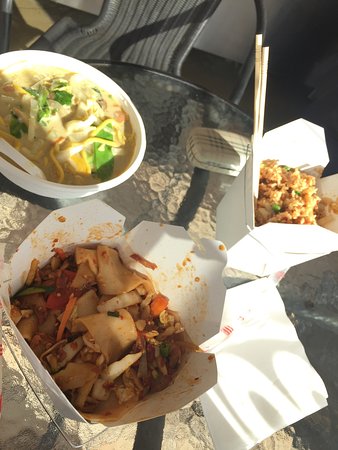 Noodle Paradise - Restaurant Gold Coast 0