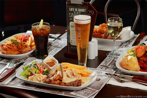 Tom’s Tavern - Restaurant Gold Coast 1