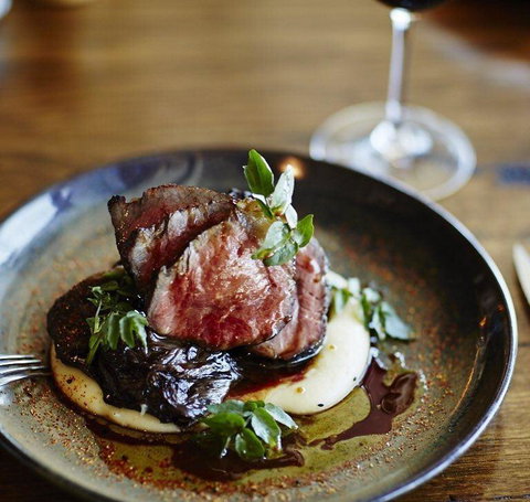 V Series - Restaurant Gold Coast 9