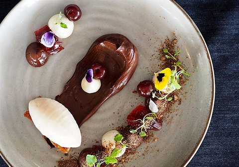 V Series - Restaurant Gold Coast 10