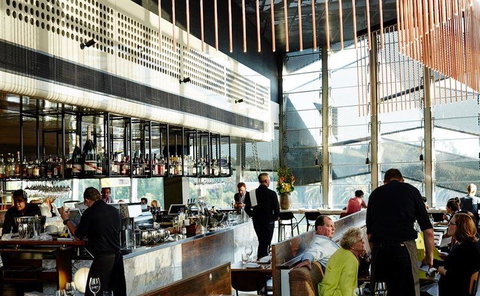 V Series - Restaurant Gold Coast 15