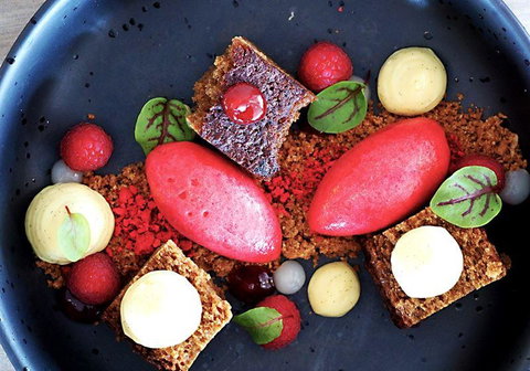 V Series - Restaurant Gold Coast 8