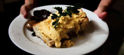 Worn-Out-Wares Cafe - Restaurant Gold Coast 2