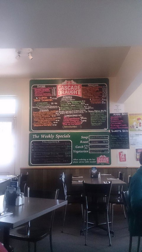 Cascade Hotel - Restaurant Gold Coast 4