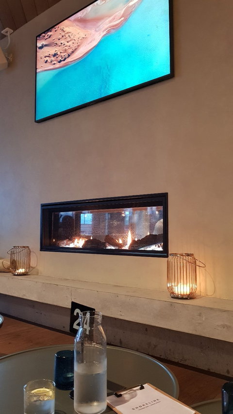 Shoreline Hotel - Restaurant Gold Coast 3