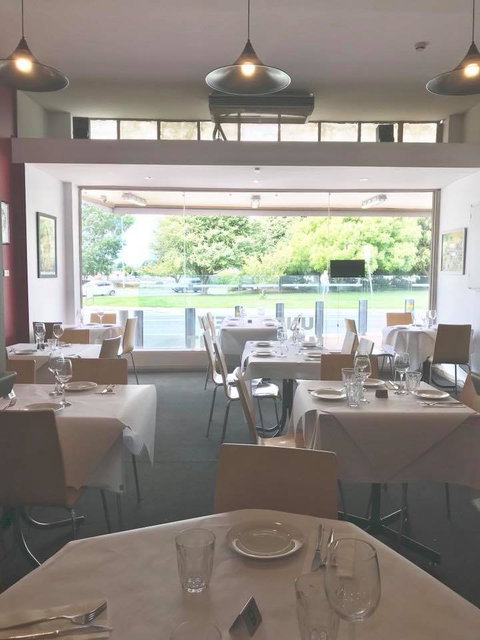 SKs Indian Restaurant - Restaurant Gold Coast 5