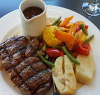 Snug Tavern - Restaurant Gold Coast