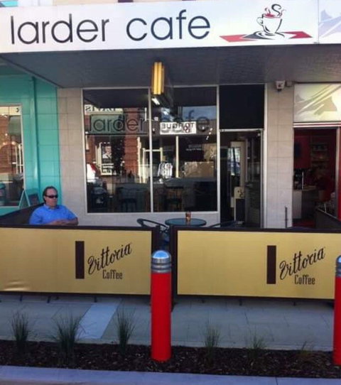 The Larder Cafe - Restaurant Gold Coast 6