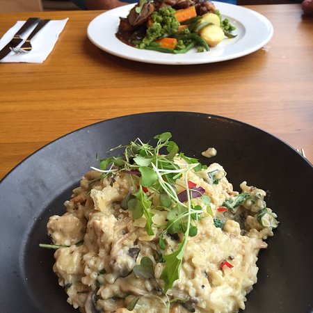 Verona Italian Restaurant And Wine Bar - Restaurant Gold Coast 0