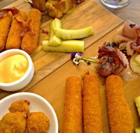 el perro tapas  pizza - Restaurant Gold Coast
