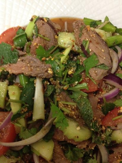 Pluny's Thai Cafe - Restaurant Gold Coast 2