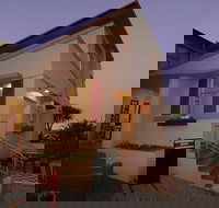 Riviera Hotel Bistro - Restaurant Gold Coast