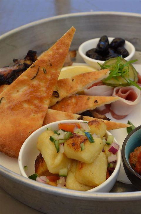 FOS Kitchen & Bar - Restaurant Gold Coast 4