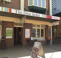 Out The Back Cafe - Restaurant Gold Coast
